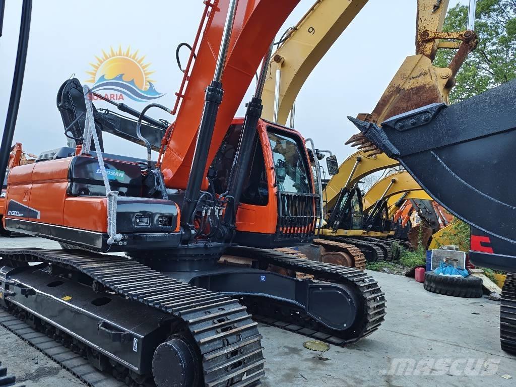 Doosan DX 300 LC حفارات زحافة