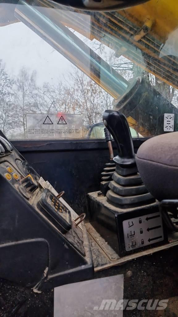 JCB 540-170 مناولات متداخلة