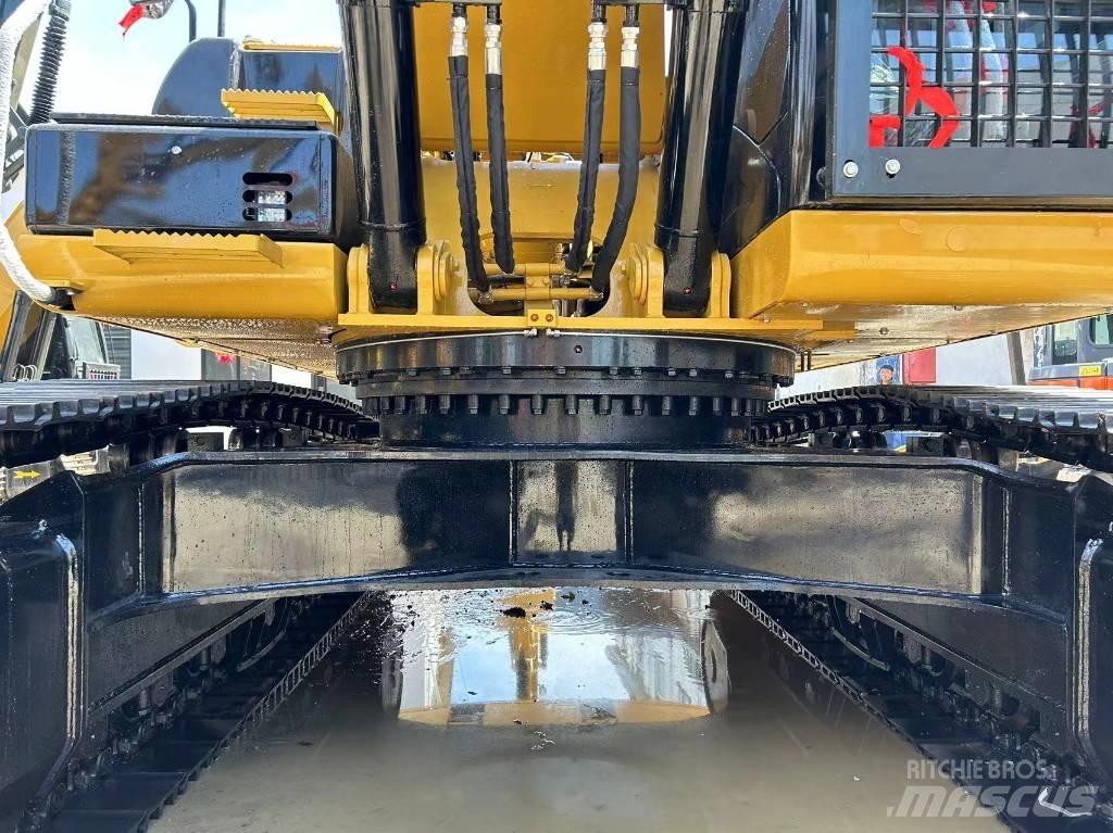 CAT 336 D حفارات زحافة