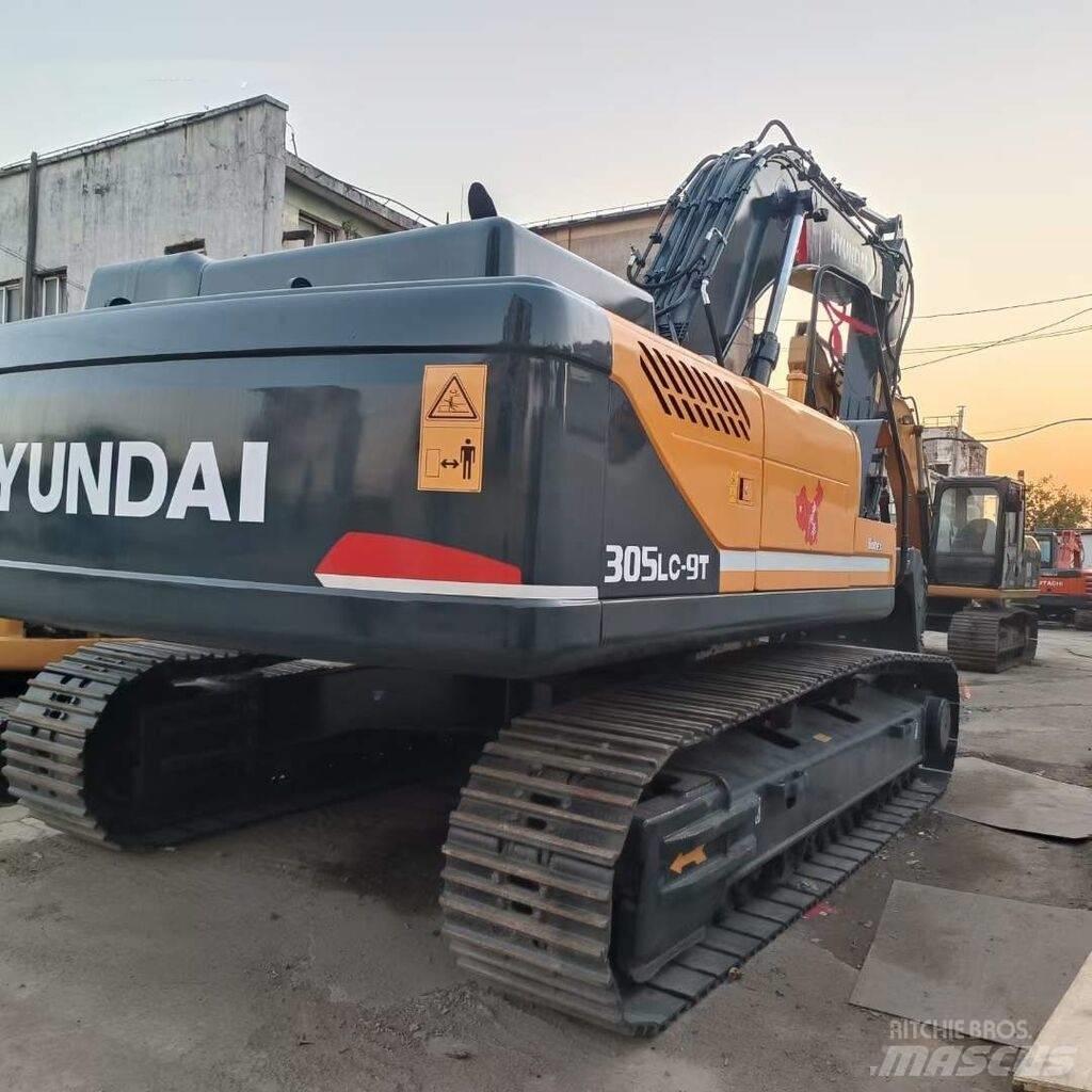 Hyundai 305LC-9T حفارات زحافة