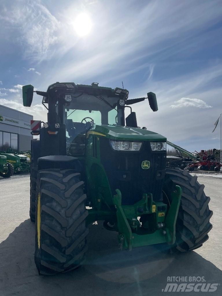 John Deere 7R 310 الجرارات