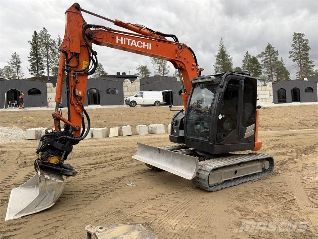 Hitachi ZX85US حفارات وسط 7 طن - 12 طن
