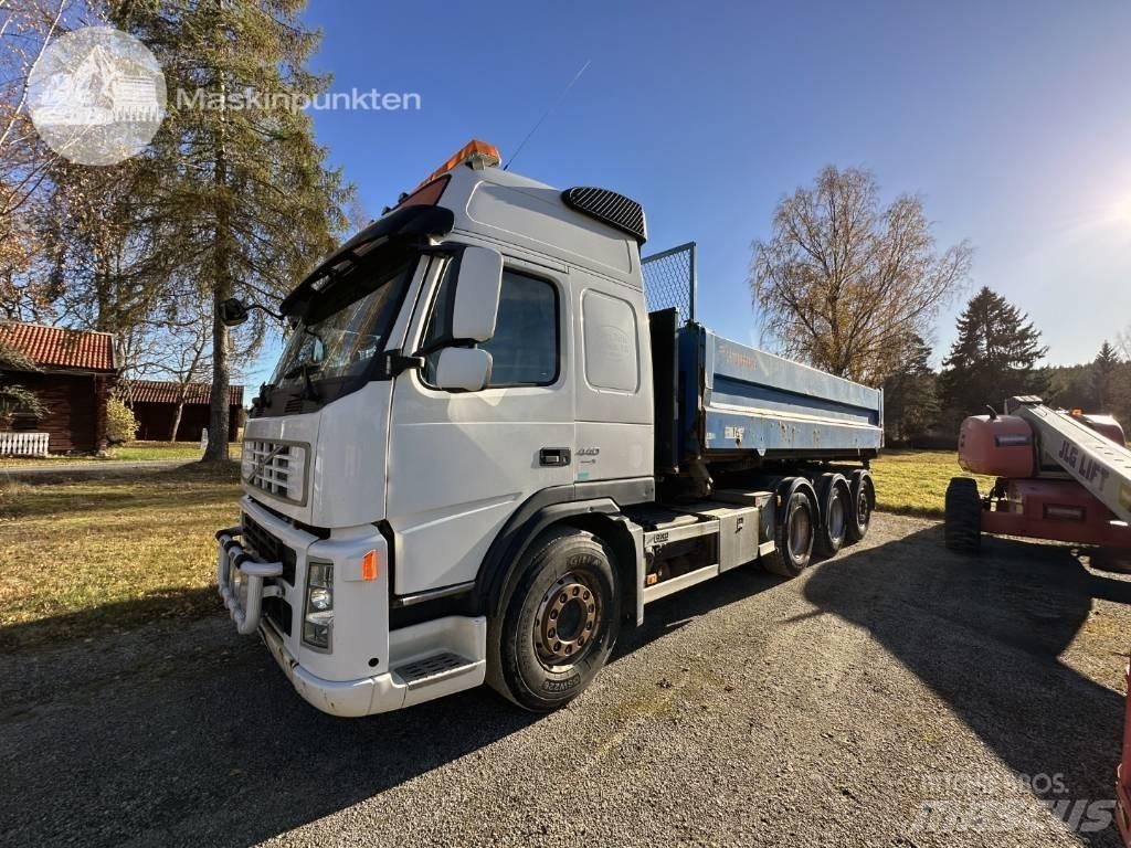 Volvo FM 440 LAXO شاحنات قلابة