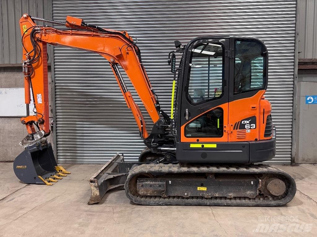 Doosan DX 63-3 حفارات زحافة