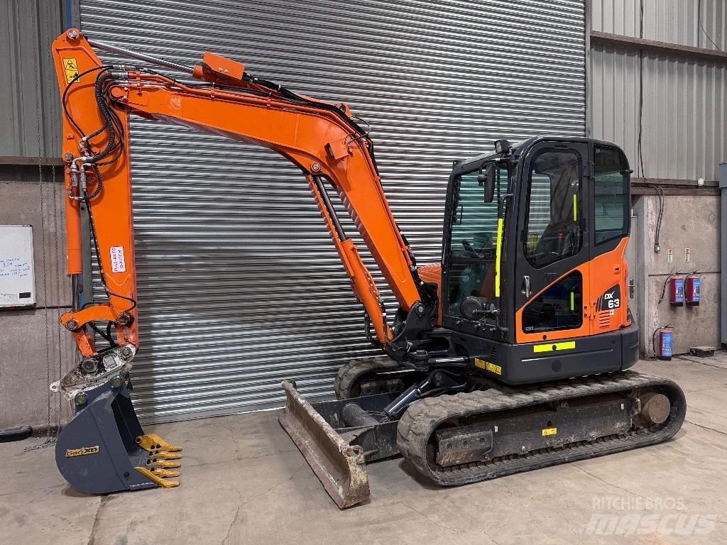 Doosan DX 63-3 حفارات زحافة