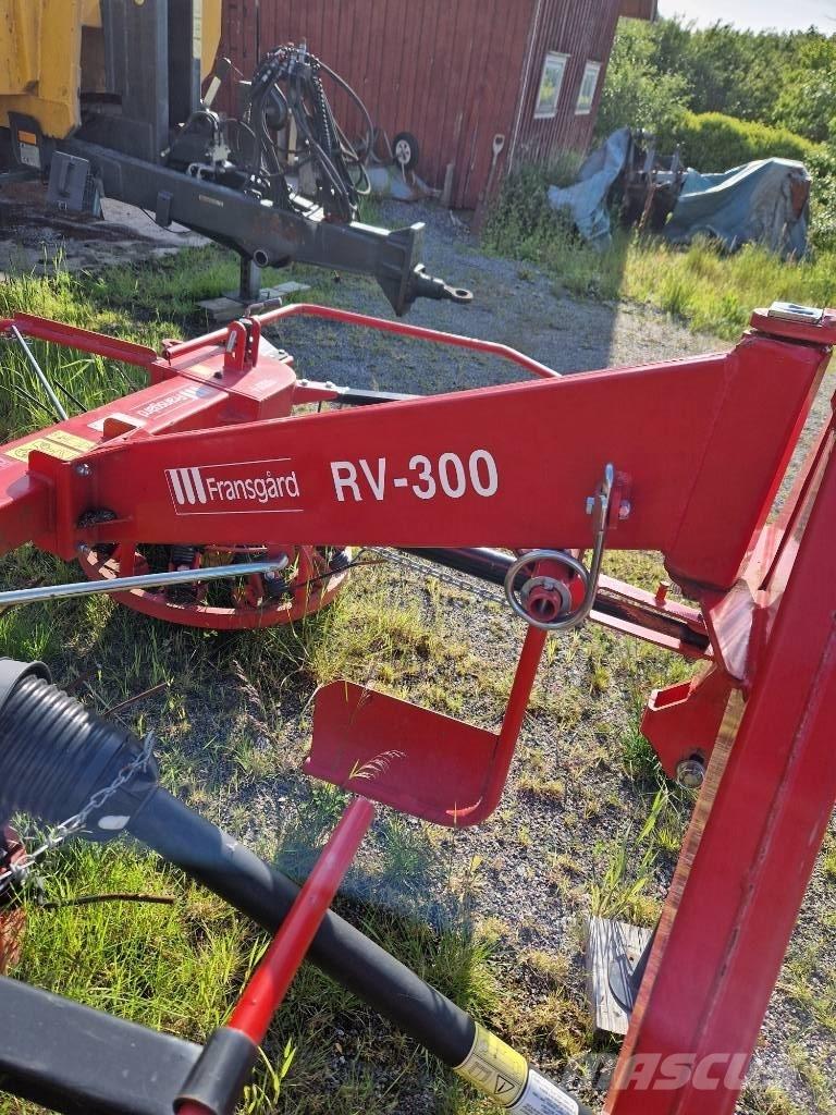 Fransgård RV 300 مكابس وميبسات التبن