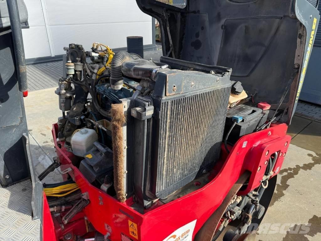 Bomag BW 135 AD-5 مداحل ثنائية الاسطوانة
