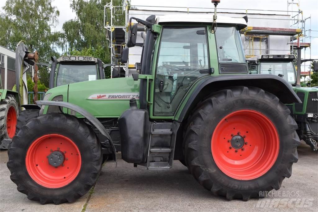 Fendt 714 Vario الجرارات