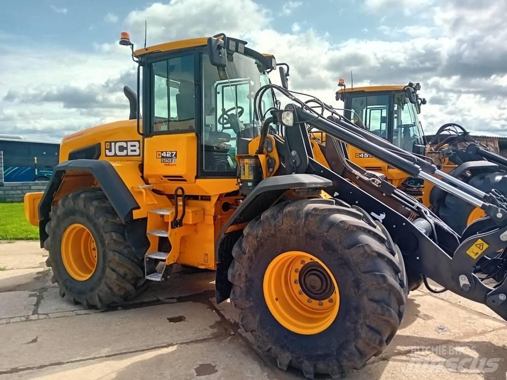 JCB 427 HT Agri لوادر وحفارات أمامية