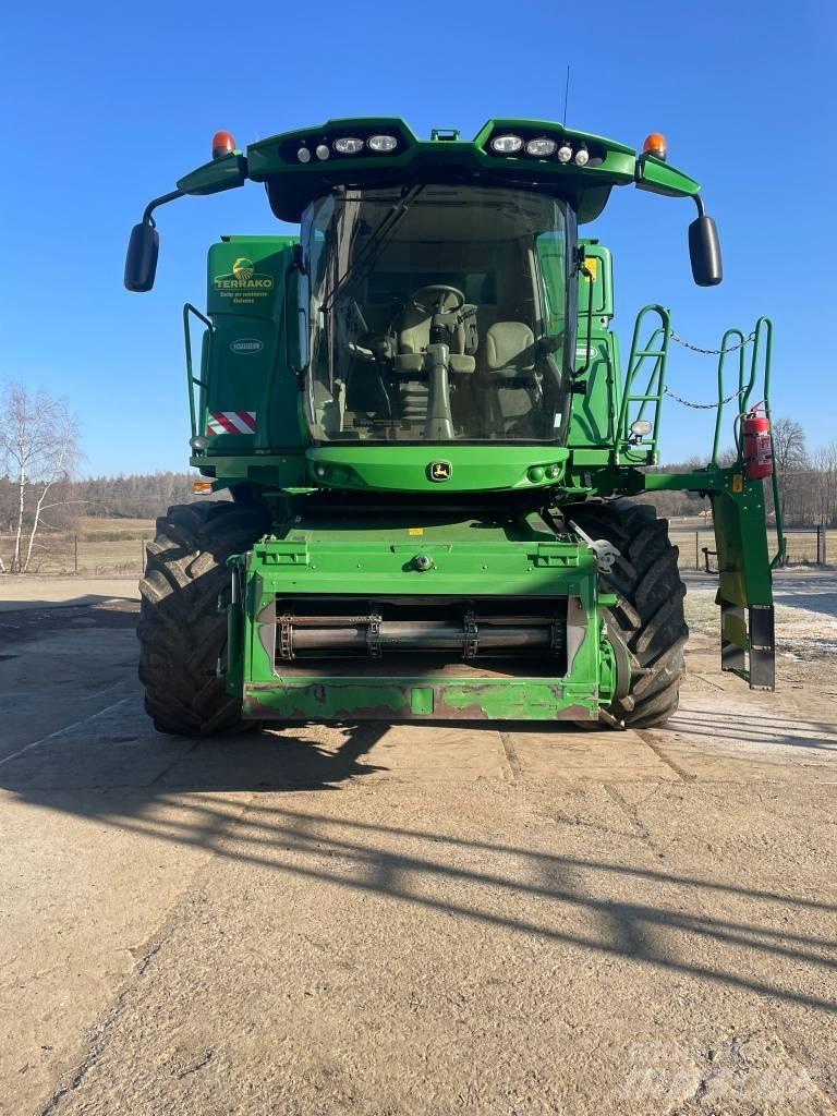 John Deere T 670 i حصادات