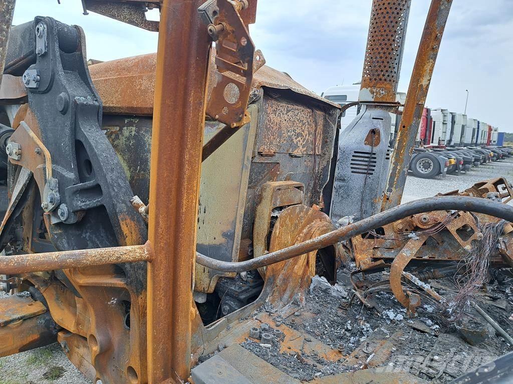 Fendt 724 Vario الجرارات