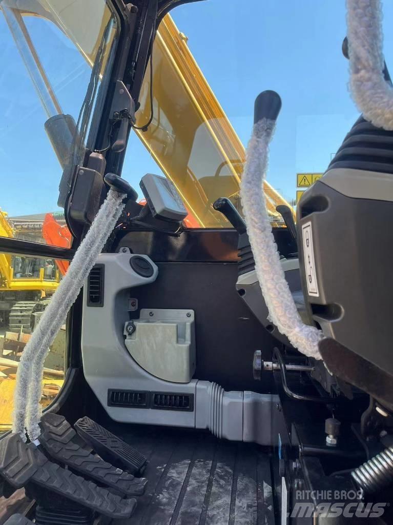 CAT 308 E 2 حفارات زحافة