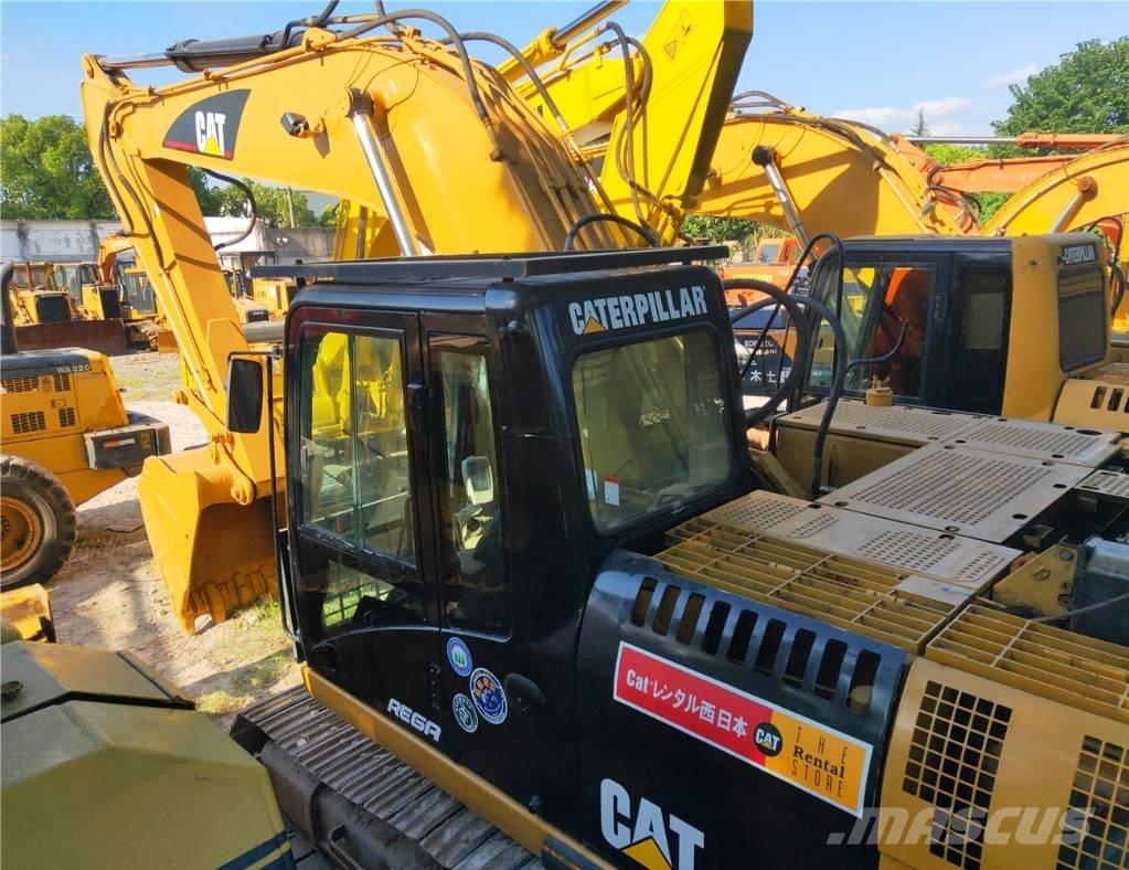 CAT 325C حفارات زحافة
