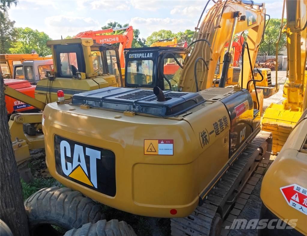 CAT 325C حفارات زحافة