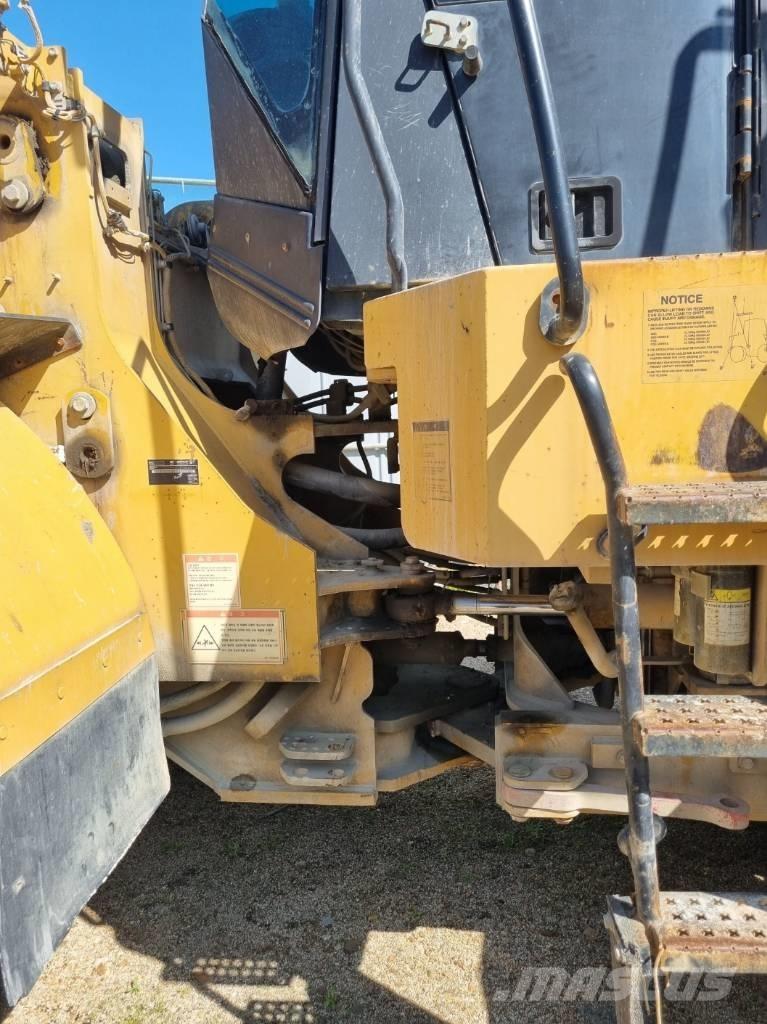 CAT 966 G II لوادر بعجل