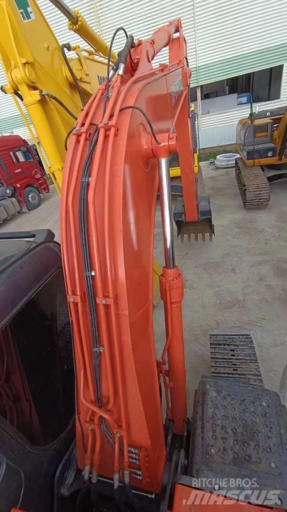 Hitachi ZX 120 حفارات زحافة