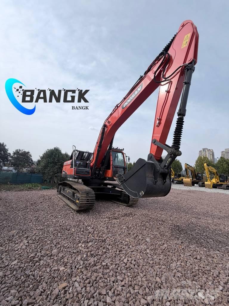 Doosan 225 حفارات زحافة