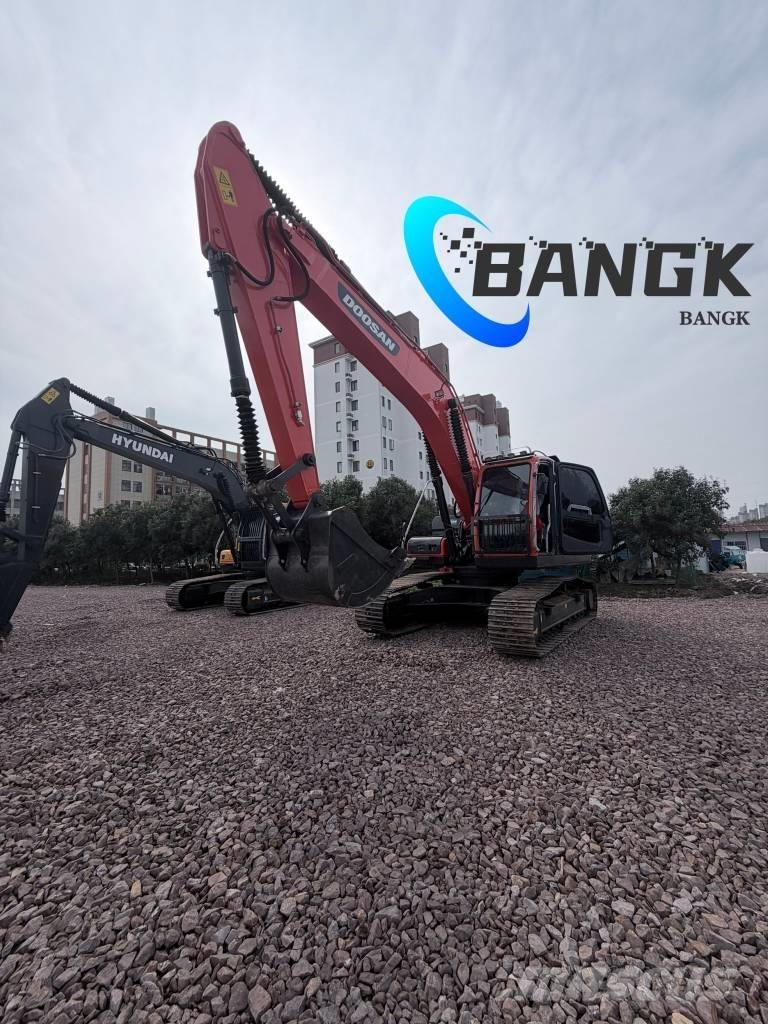 Doosan 225 حفارات زحافة