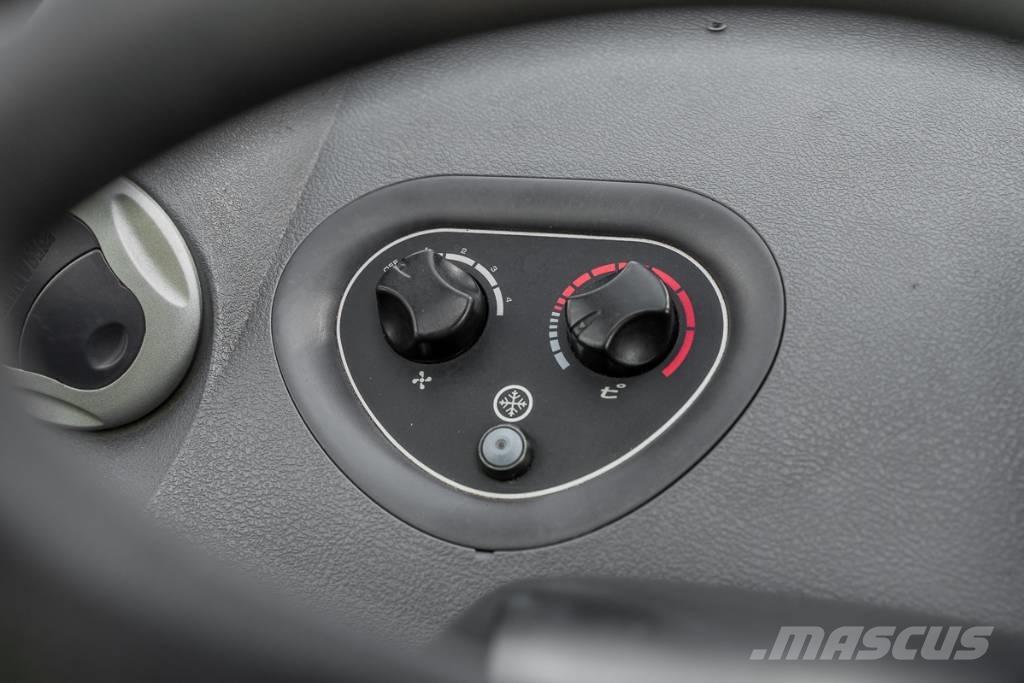 Manitou MT 1440 مناولات متداخلة