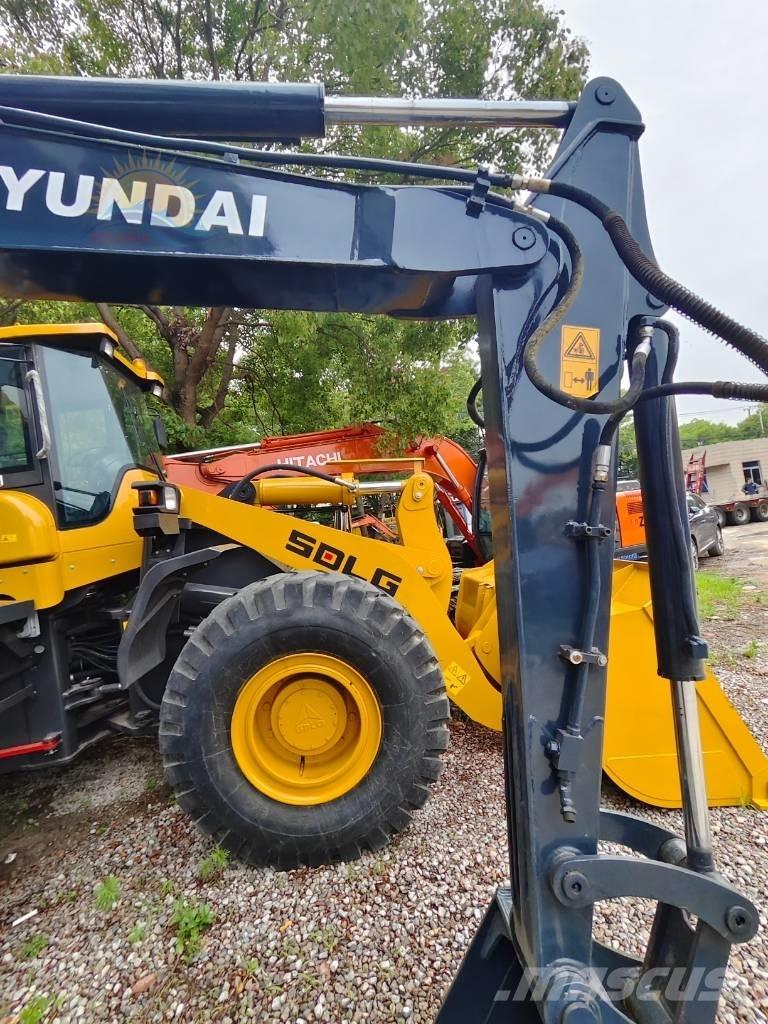 Hyundai Robex 60 W حفارات بعجل