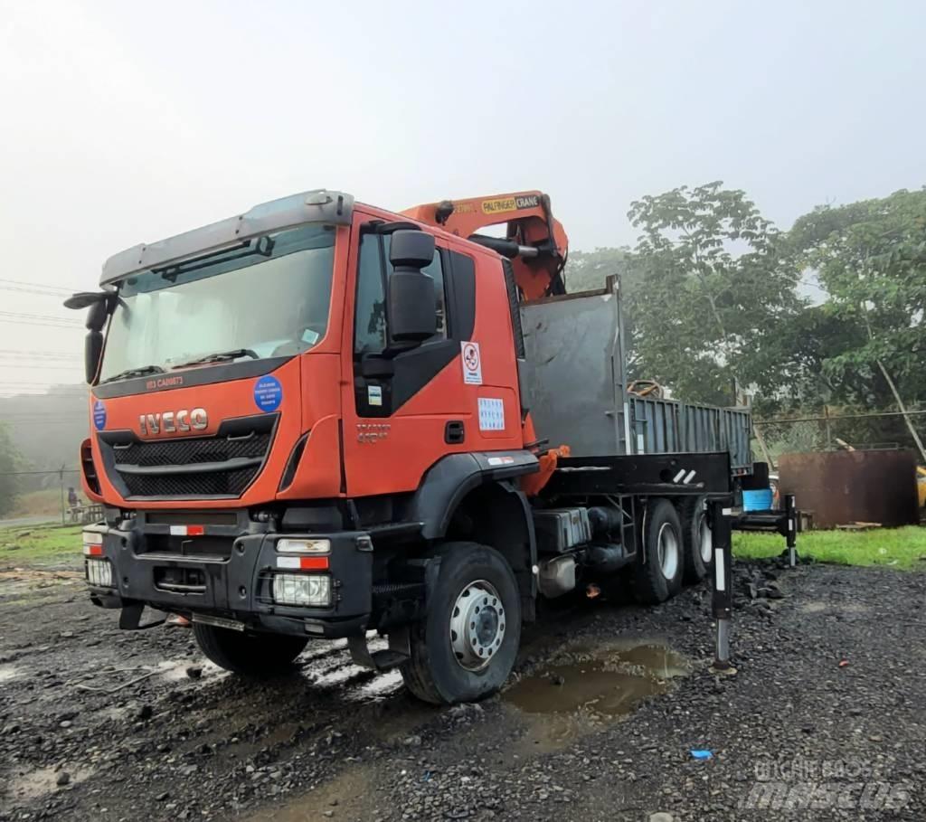 Iveco Trakker 410 شاحنات الرافعات