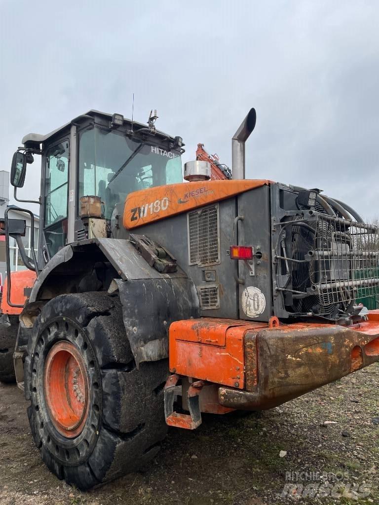 Hitachi ZW 180-5 لوادر بعجل