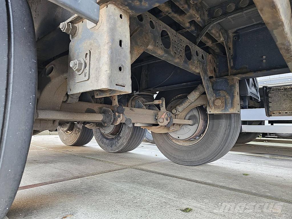 Krone N/A نصف مقطورات بباب جانبي