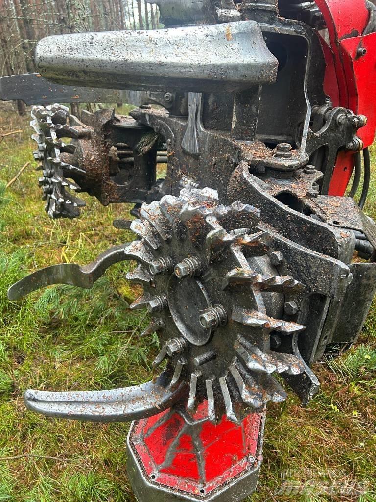 Komatsu 911.5 حصادات
