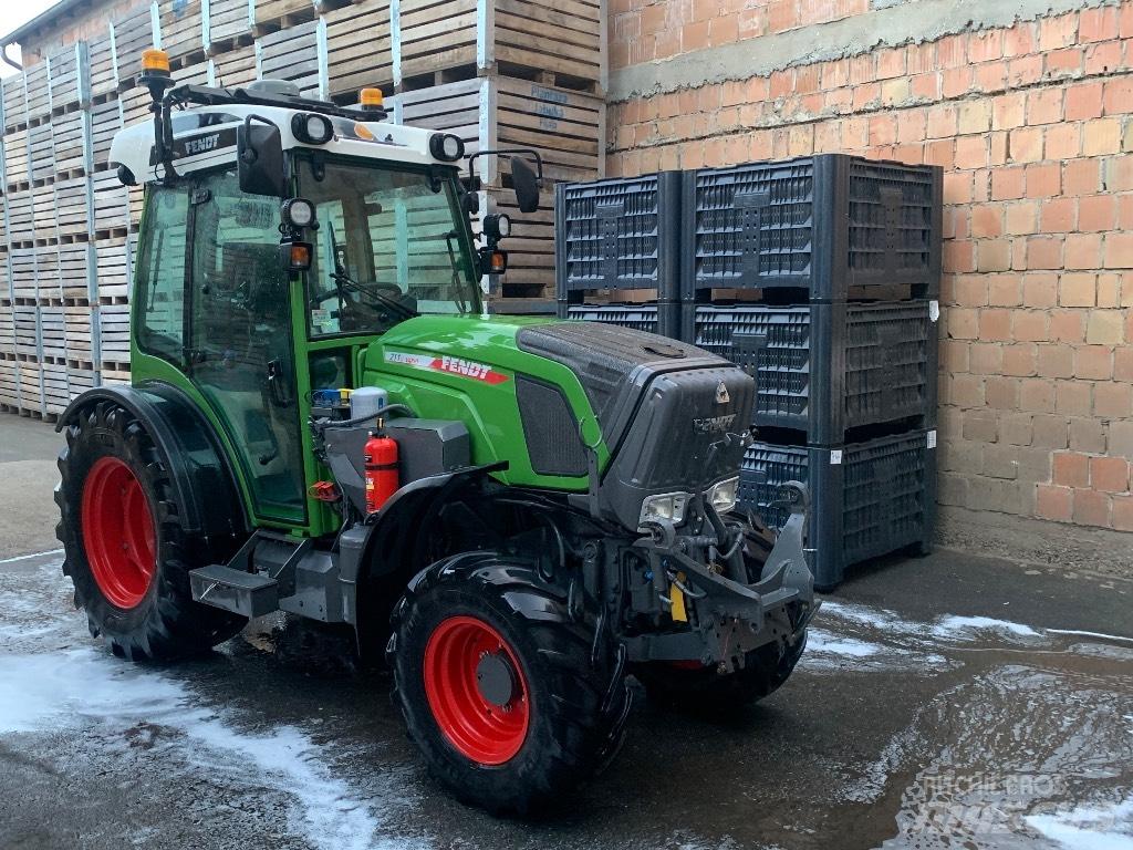 Fendt 211V الجرارات