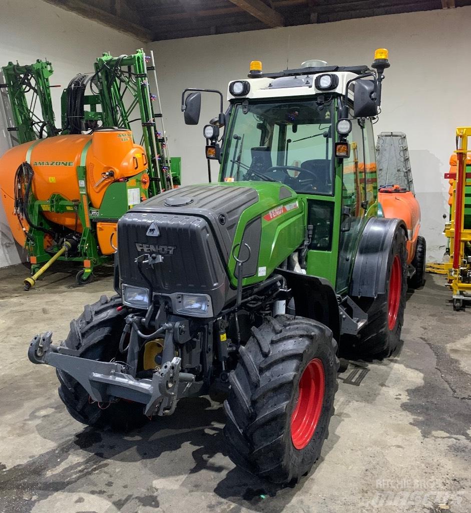 Fendt 211V الجرارات
