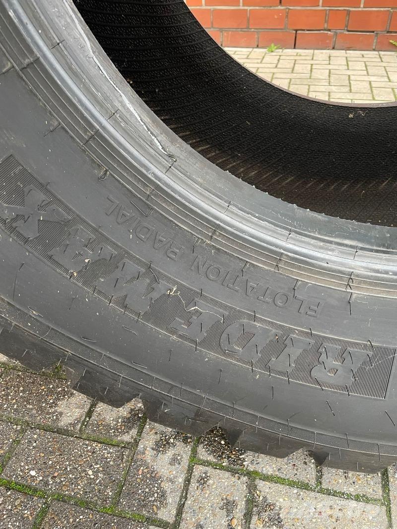 BKT 650/65R30,5 الإطارات والعجلات والحافات