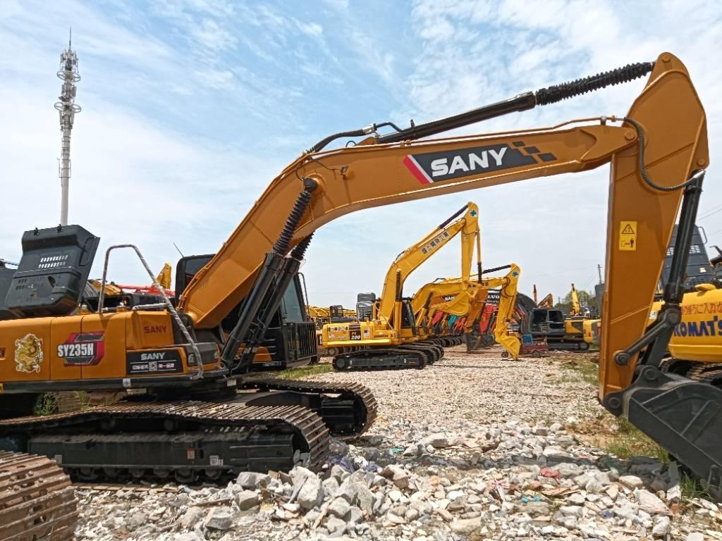 Sany SY 235 H حفارات زحافة
