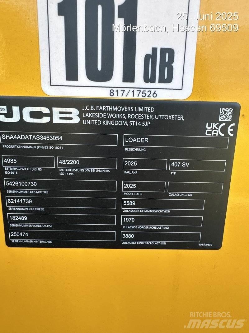 JCB 407 لوادر بعجل