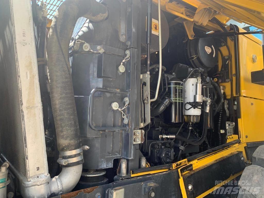 Komatsu WA 470-6 لوادر بعجل