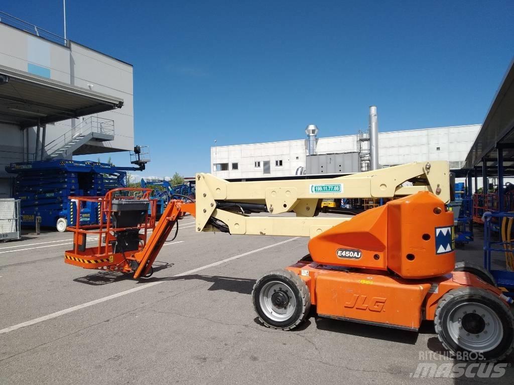 JLG E 450 AJ رافعات سلة مفصلية