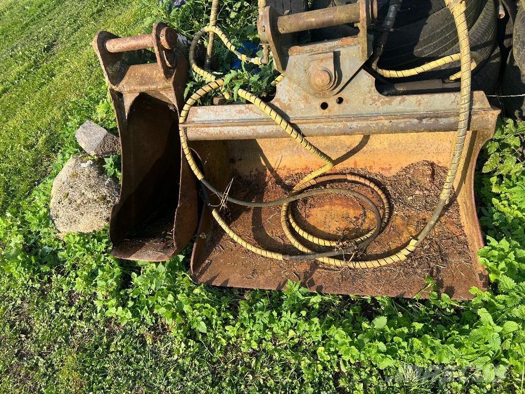 CAT 434 E لوادر ذات جرافات عكسية