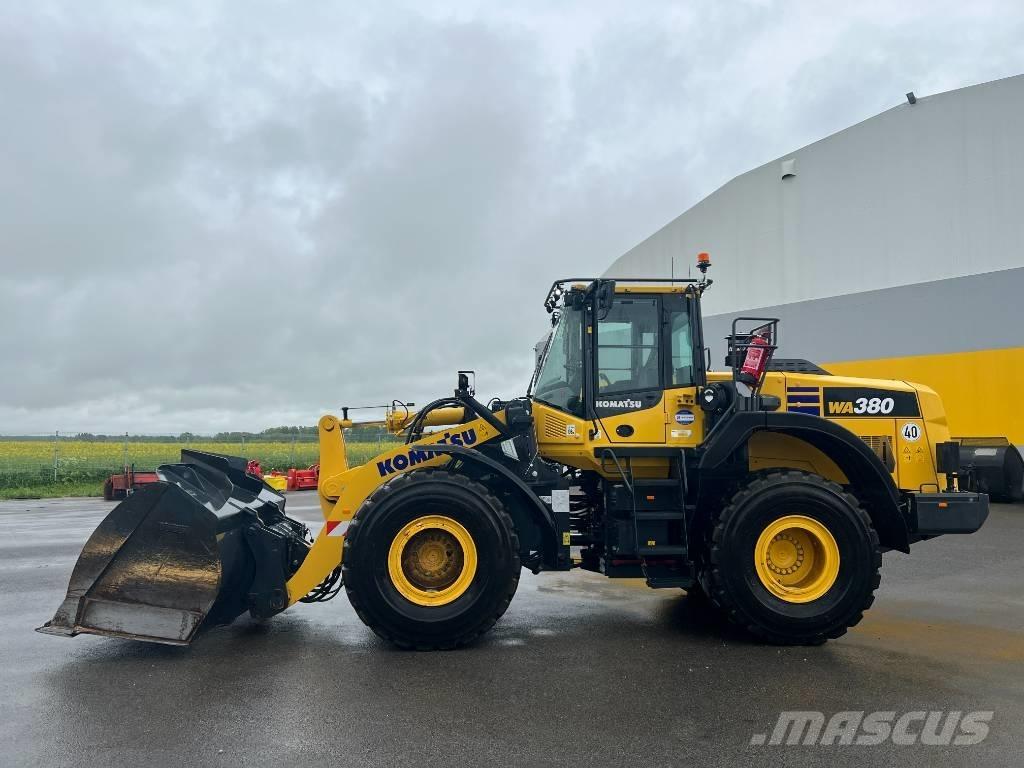 Komatsu WA 380-8E0 لوادر بعجل