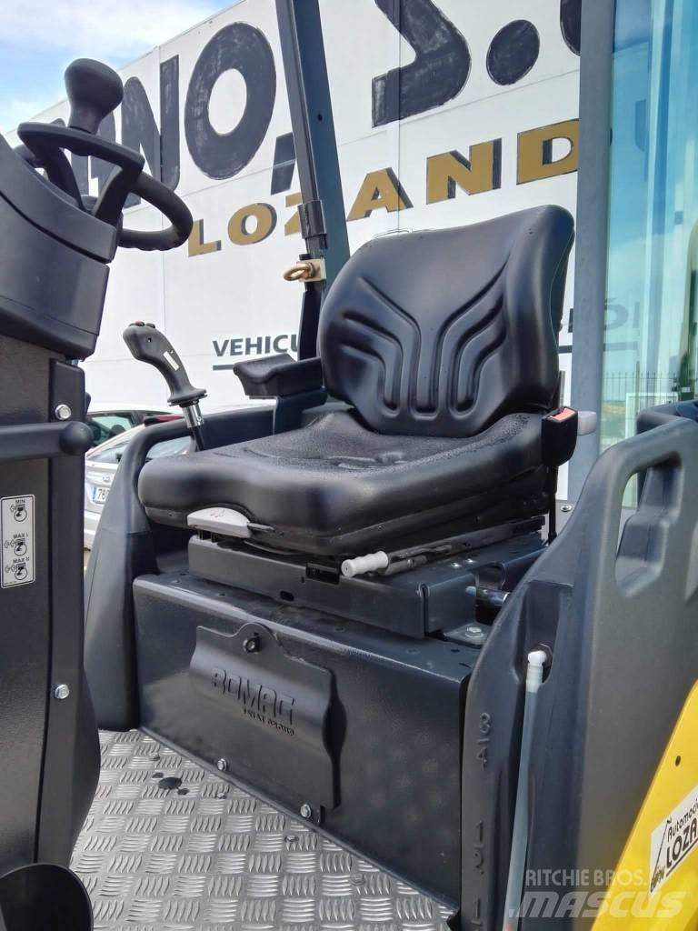 Bomag BW 120 AD-5_A مداحل ثنائية الاسطوانة