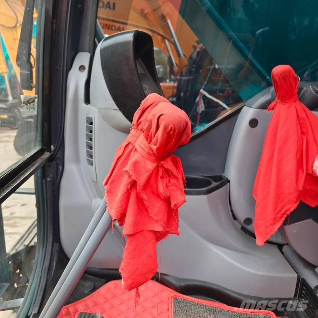 Kobelco SK 200-8 حفارات زحافة