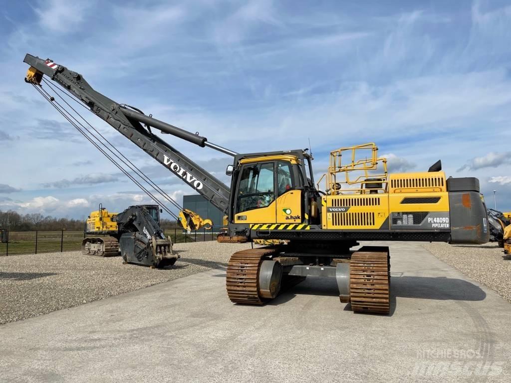 Volvo PL 4809 D حفارات زحافة