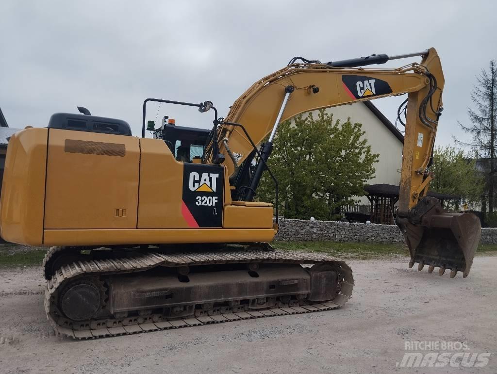 CAT 320 FL حفارات زحافة