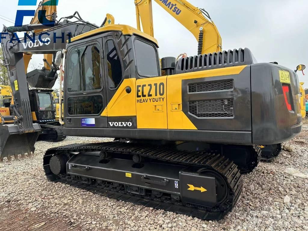Volvo EC 210 حفارات زحافة