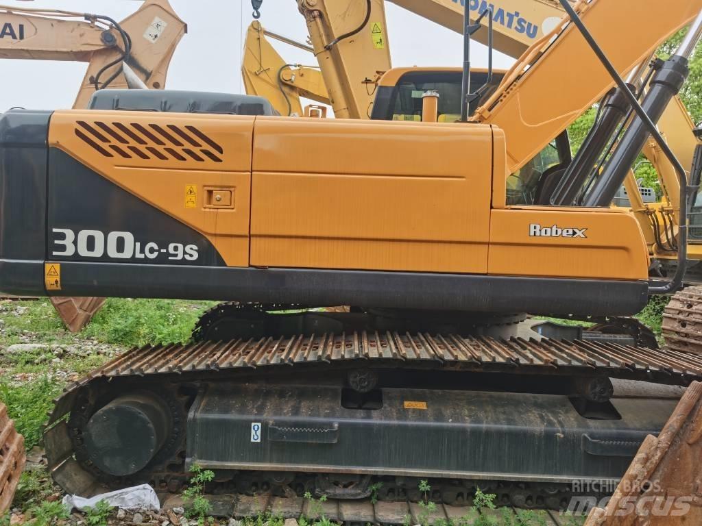 Hyundai R 300LC-9S حفارات زحافة