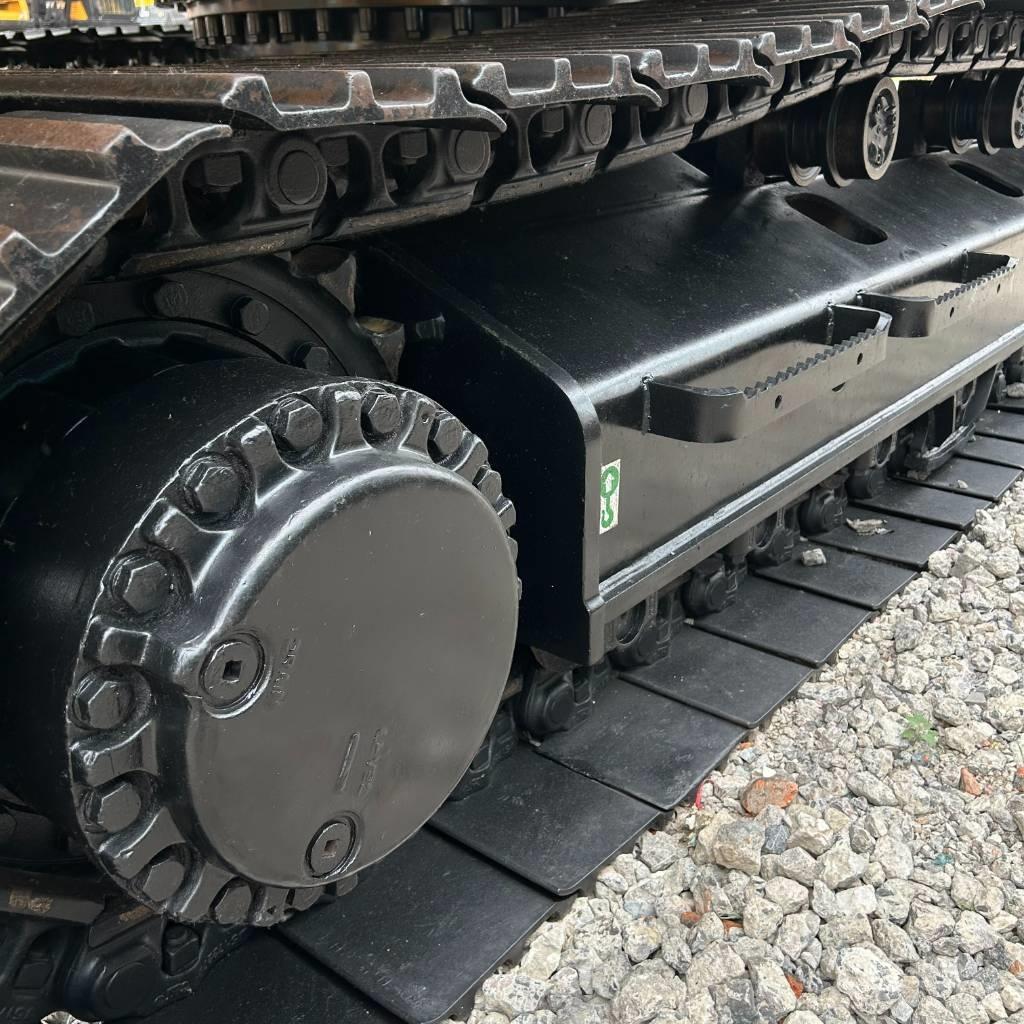 CAT 330GC حفارات زحافة