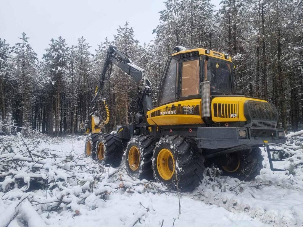 Ponsse Fox حصادات