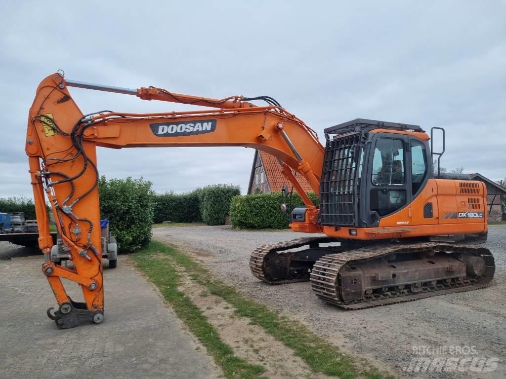 Doosan DX 180 LC-3 حفارات زحافة