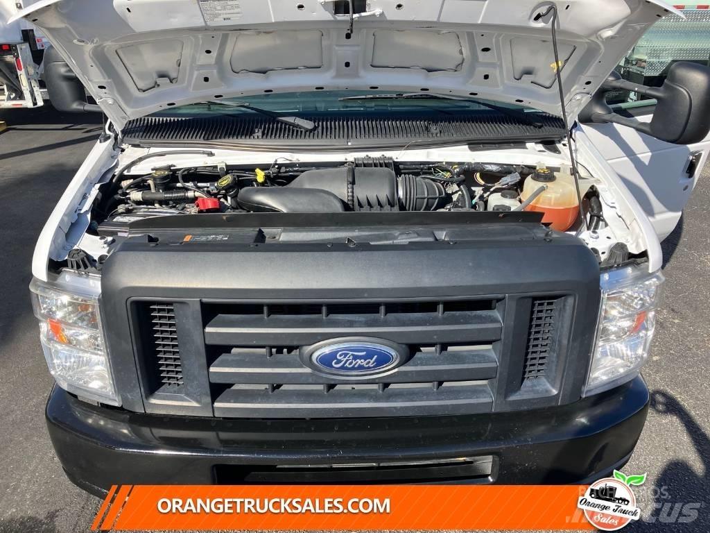 Ford E 350 SD شاحنات ذات هيكل صندوقي