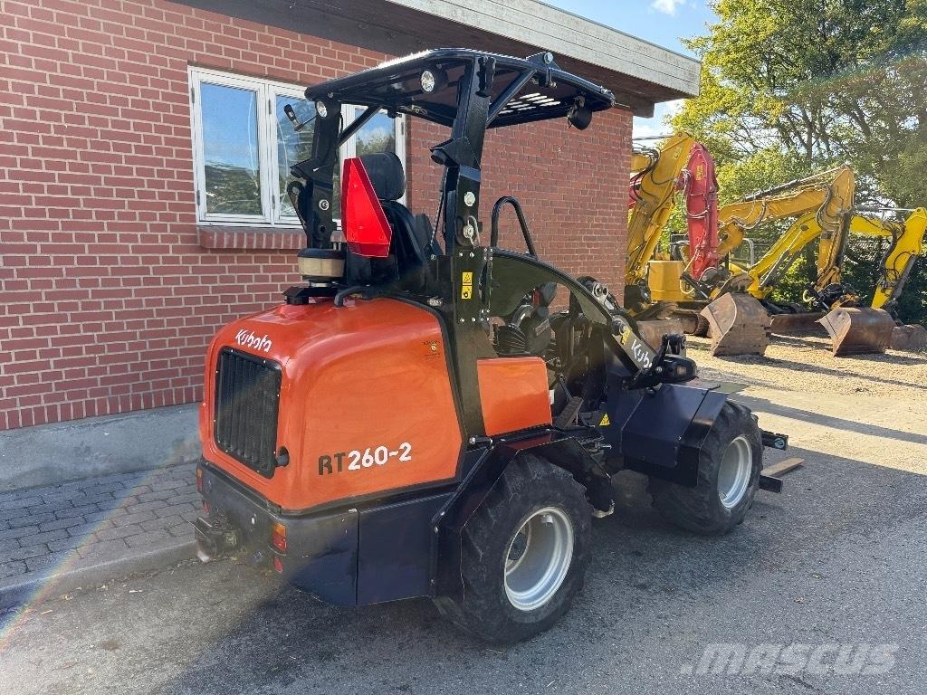Kubota RT 260-2 لوادر صغيرة