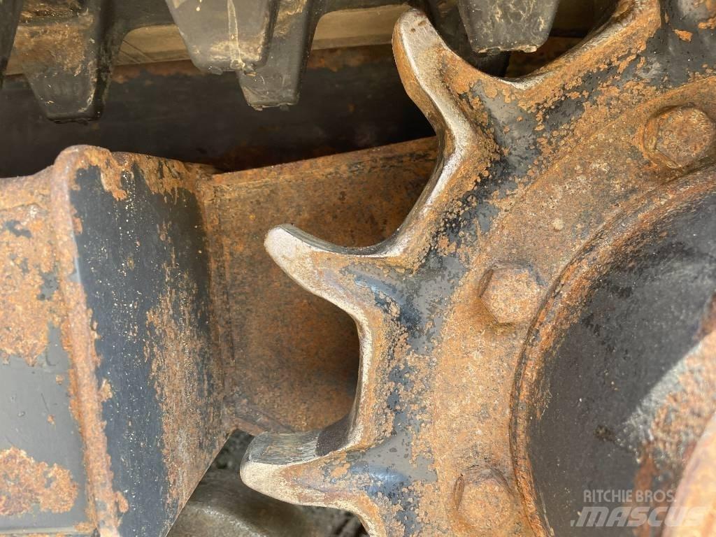 Morooka MST 300 V D عربات نقل قلابة مجنزرة