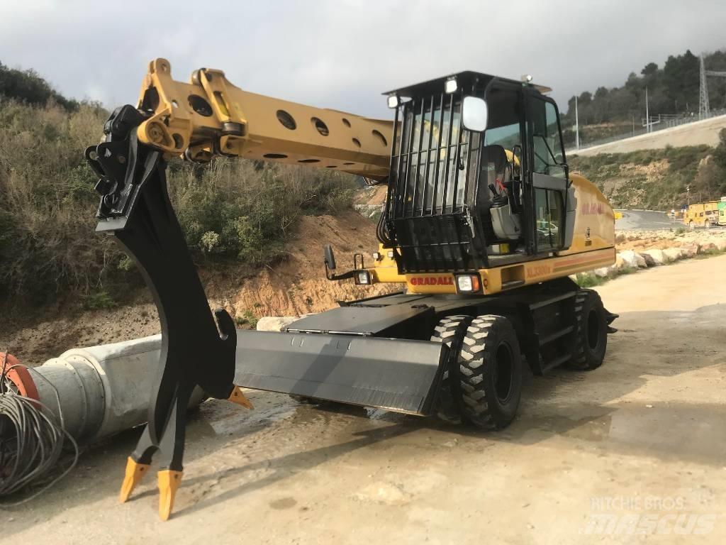 Gradall XL 3300 معدات أخرى للعمل تحت سطح الأرض